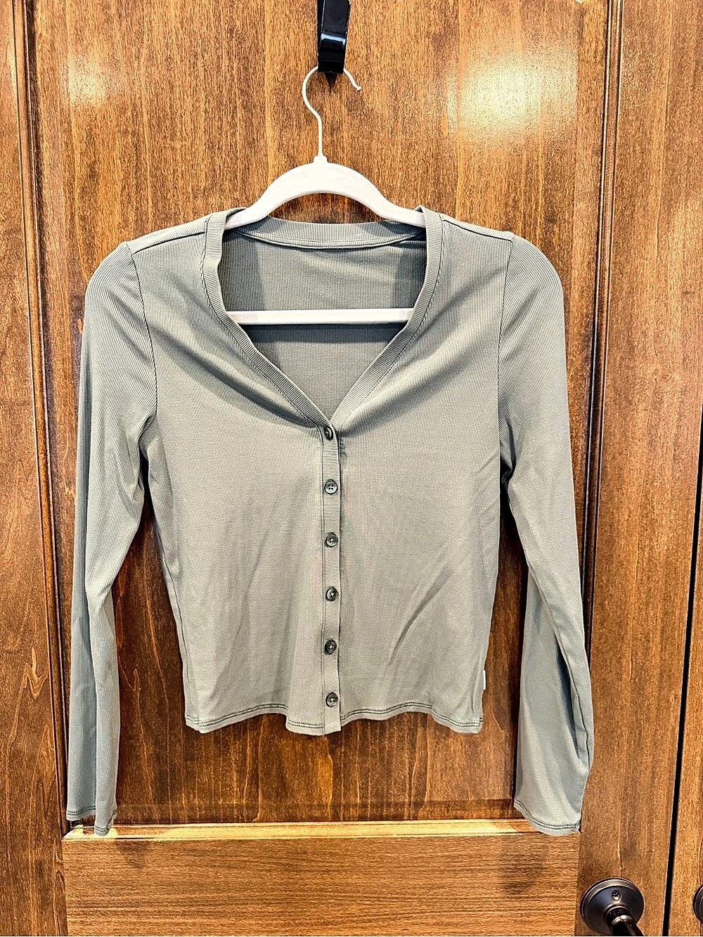 Vuori olive green Long Sleeve Button Front Top